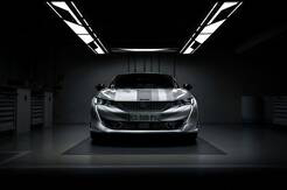 Peugeot\'dan elektrikli performans: 508 Peugeot Sport Engineered