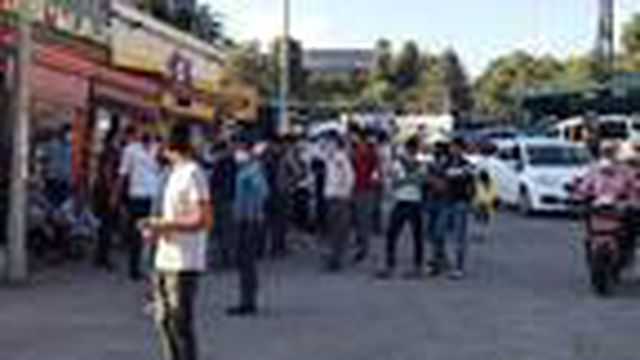Kaza sonrası iki grup arasında çıkan sopalı kavgada 7 kişi yaralandı