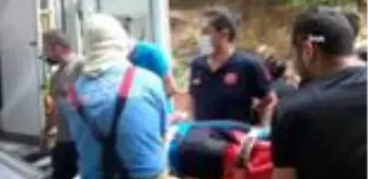 Şelalede fotoğraf çektirmek isteyen sağlıkçı kayalıklardan düştü