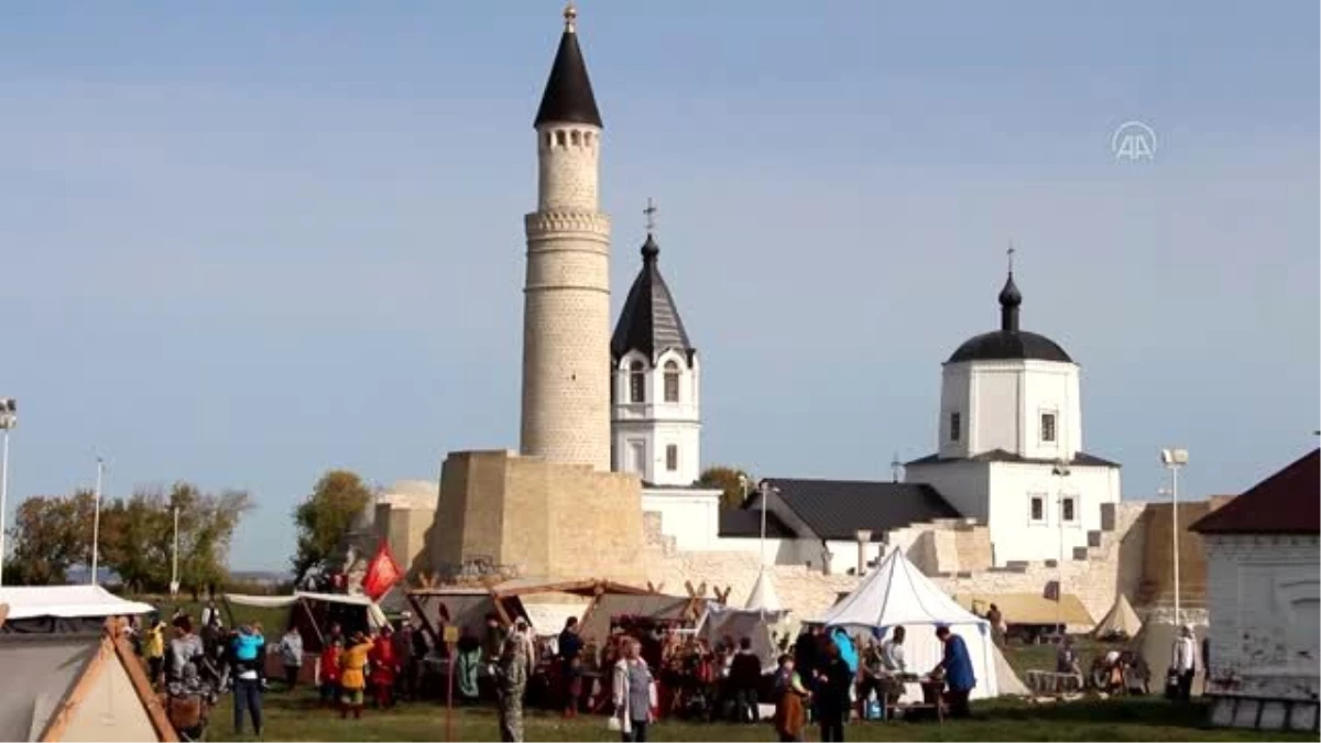 Son dakika haberleri... Tataristan\'da VII. "Büyük Bolgar" Orta Çağ Savaşları Festivali yoğun ilgi gördü