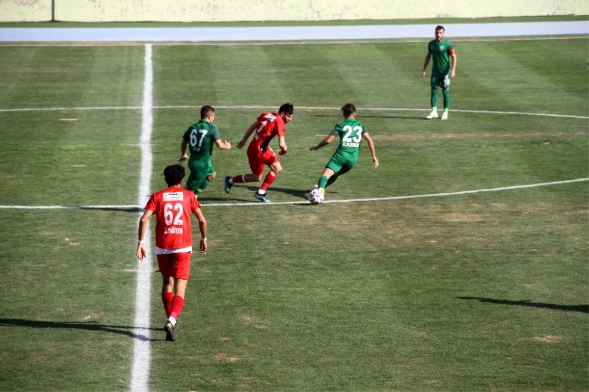 TFF 3. Lig: Kırıkkale B.A.: 2 Sultanbeyli Belediyespor: 0