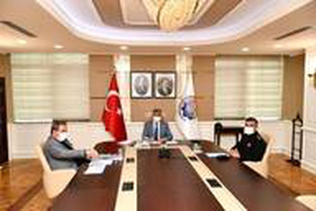 Vali Gürel, pandemide kentin durumu ile ilgili Bakan Soylu\'yu bilgilendirdi