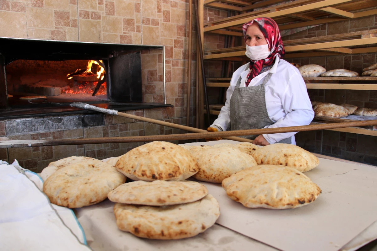 60 yaşında kendi işini kurdu, iş yerinde komşularını istihdam etti