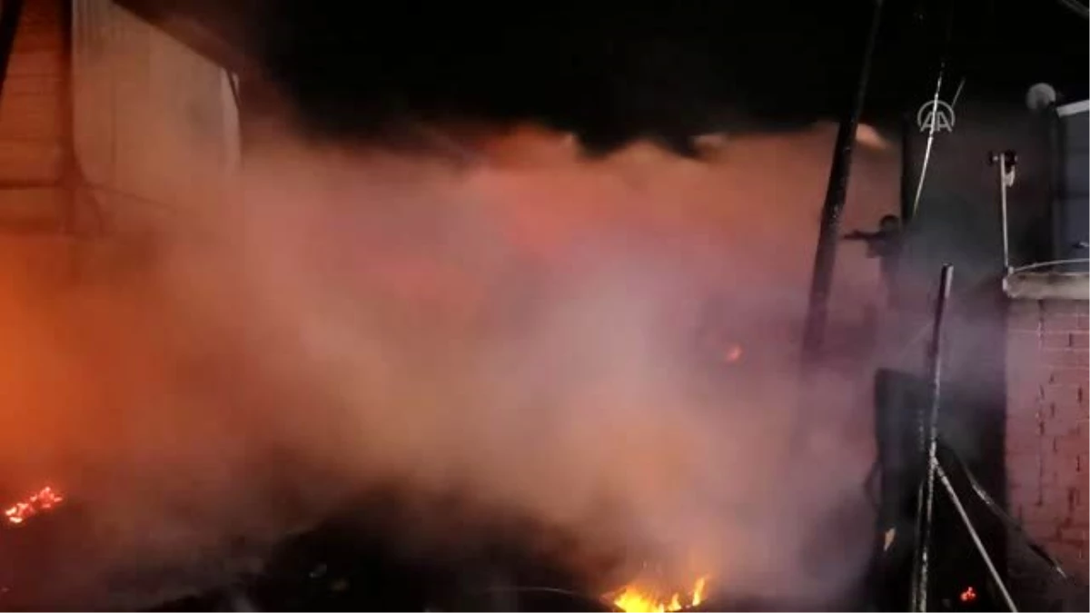 Son dakika haberleri | Kocaeli\'de palet fabrikasında yangın