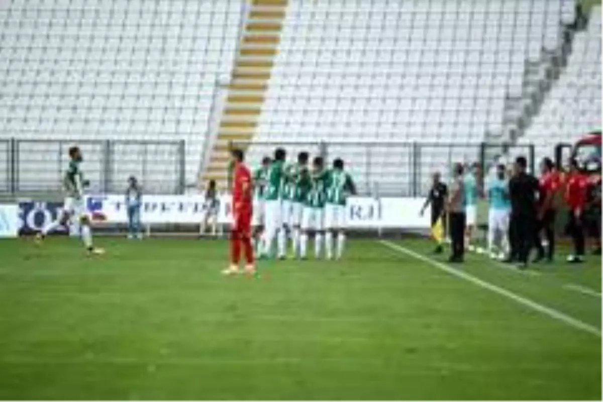 Süper Lig: Konyaspor: 1 Beşiktaş: 0 (İlk yarı)