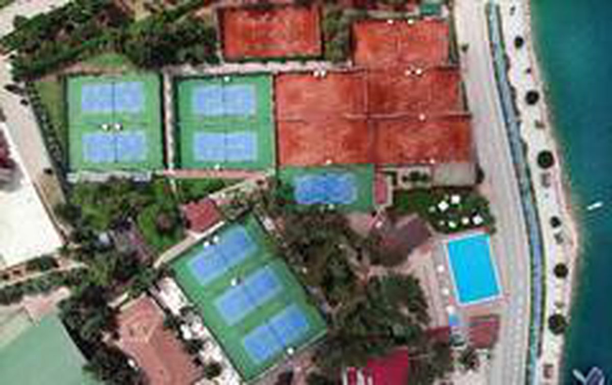 Tenis kulübünde elektrik üretimi