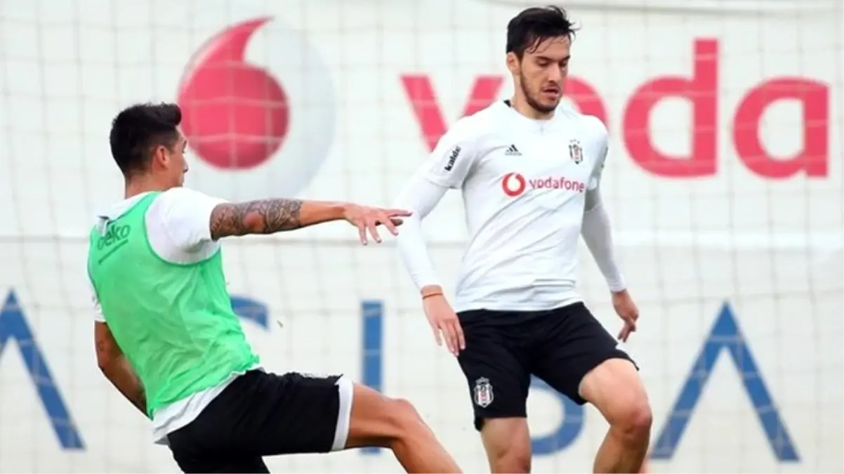 Beşiktaş\'ta kadro dışı kalan Umut Nayir, Hajduk Split yolunda