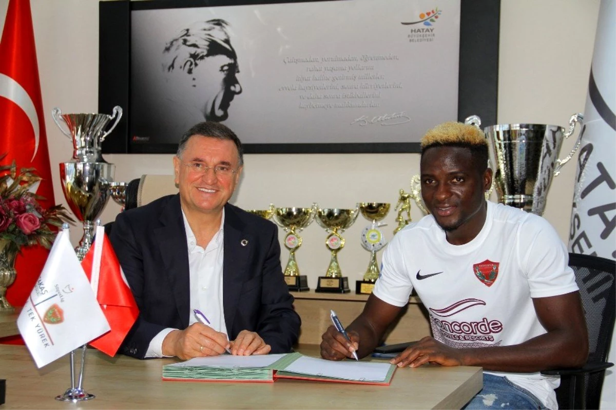 Hatayspor, Babajide David Akintola\'yı 1 yıllığına kiraladı