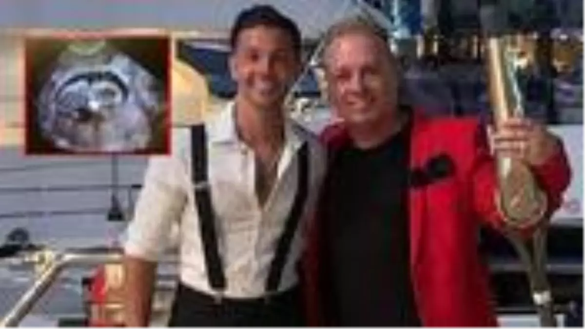 İngiltere\'nin ilk eşcinsel çifti bebek sahibi oldu