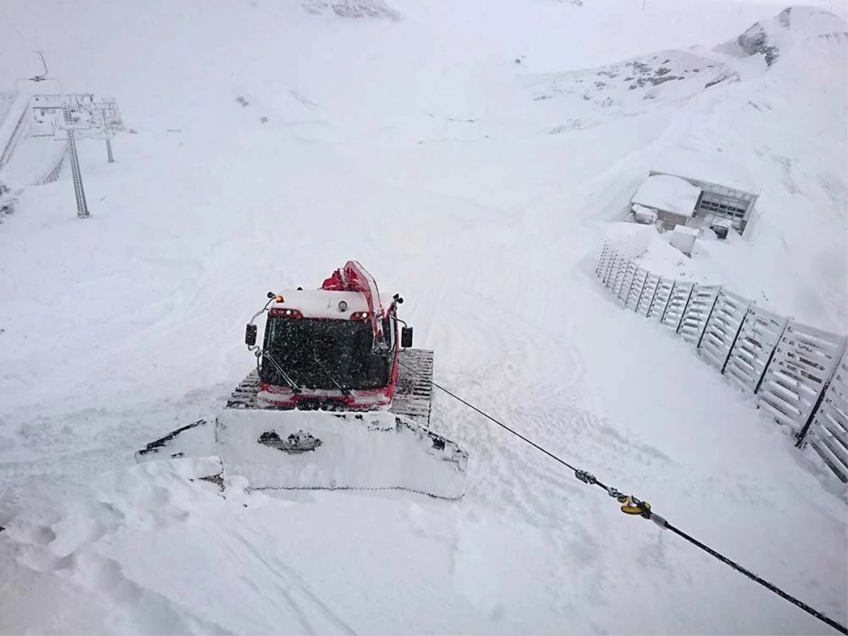 İsviçre\'de kar kalınlığı 25 santimetreye ulaştı