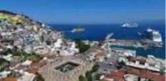 Kuşadası'nın nüfusu 35 ili geçti