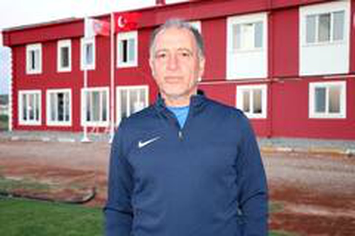 Nevşehir Belediyespor, Taner Öcal ile yollarını ayırdı