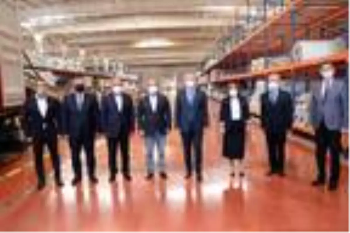 Son Dakika: Gaziantep\'te protokol üyeleri açılışı yapılan fabrikaları gezdi