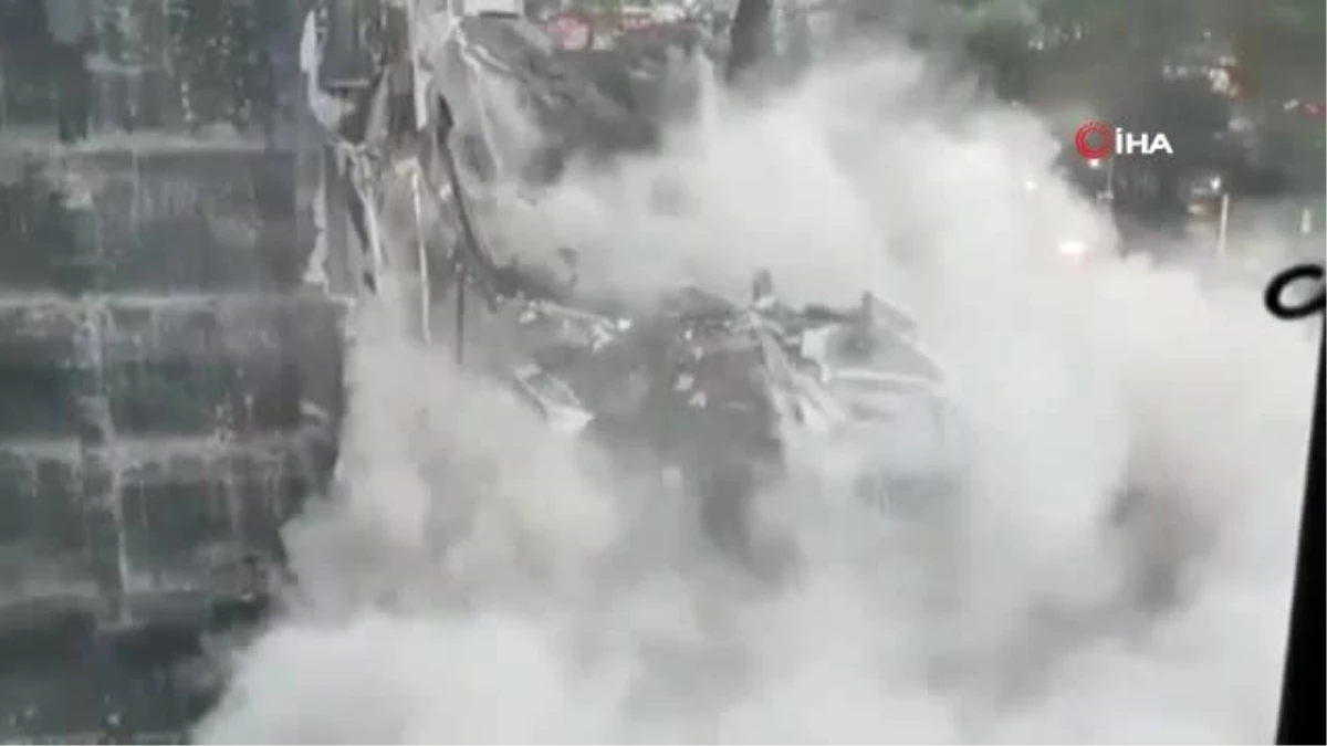 Son dakika! Kızılay binasının ardından İŞKUR binasının yıkılma anı kamerada