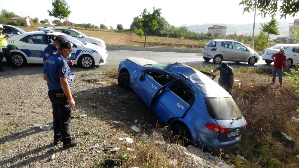 Son dakika! -Komiser yardımcısı ve mühendis eşi kazada yaralandı