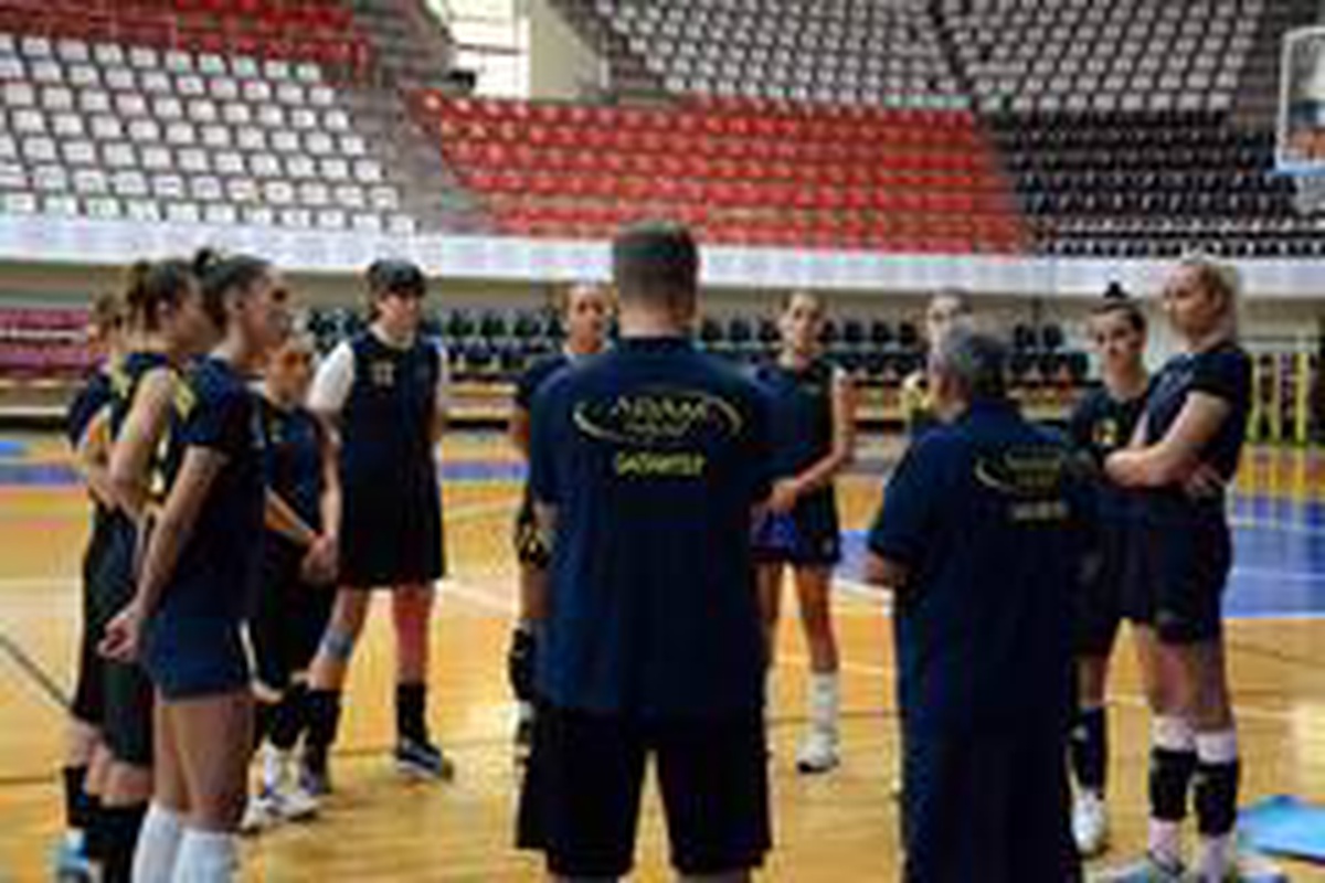 Adam Voleybol\'da tempo arttı