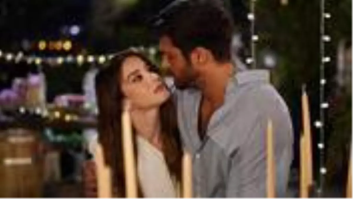 Ekrana veda edecek olan Bay Yanlış\'ın 2. final fragmanı yayınlandı! Özgür, Ezgi\'ye evlilik teklifi ediyor