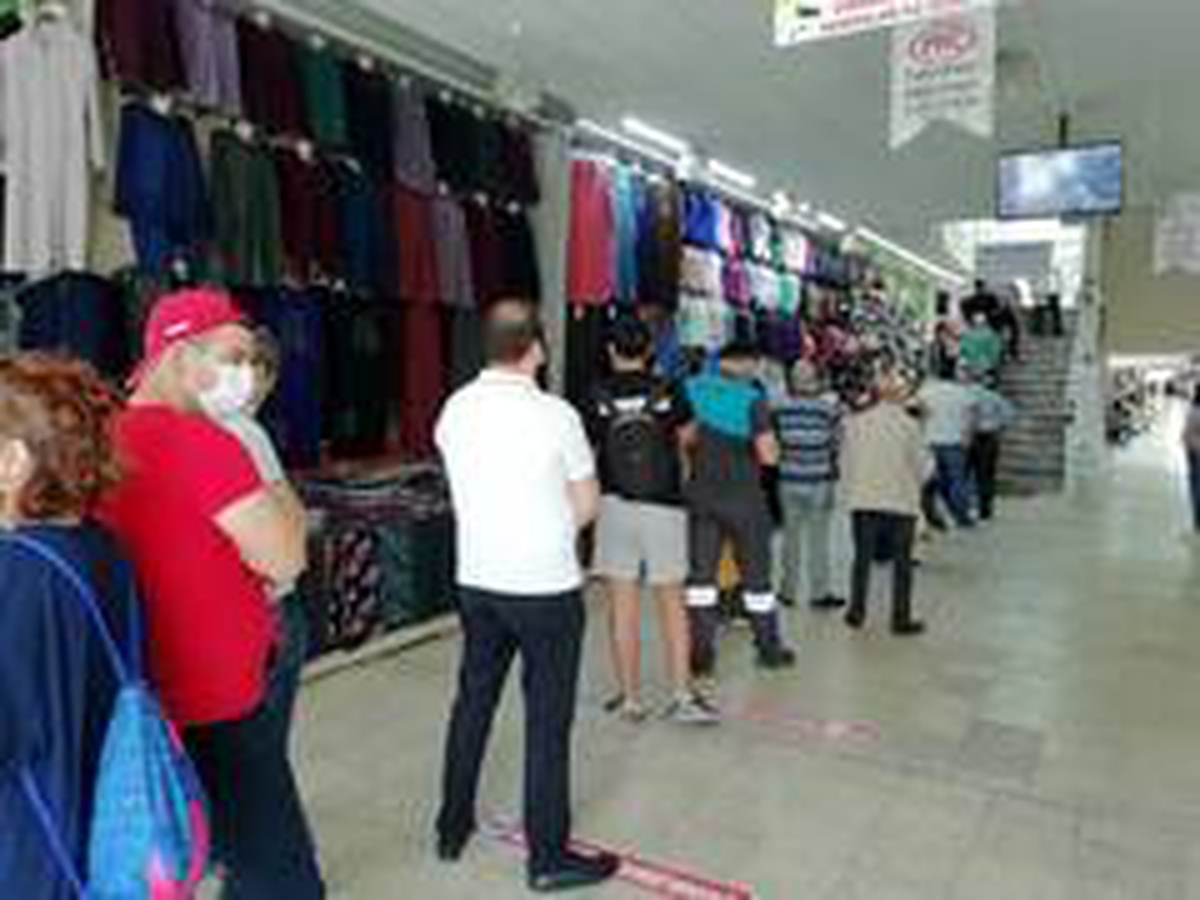 ESKİ\'de uzun kuyruklar korona virüse davetiye çıkarıyor