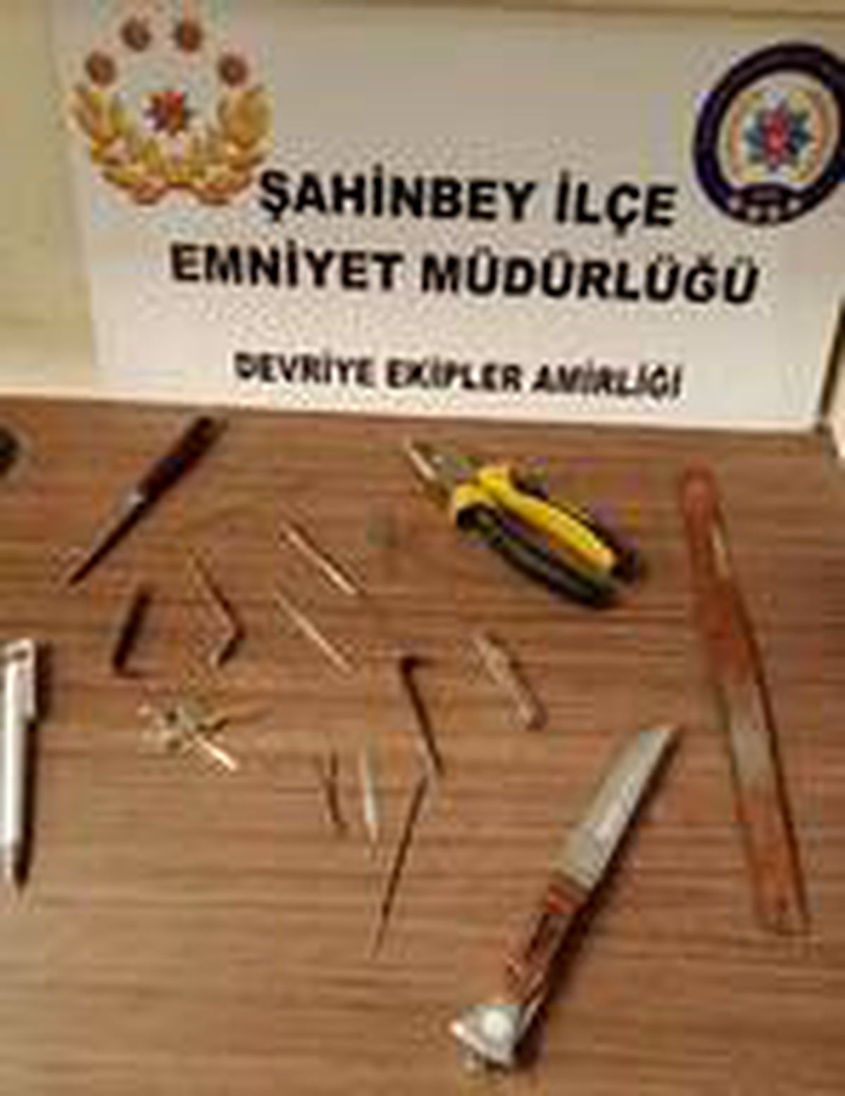 Mahsur kalınca yakalandı