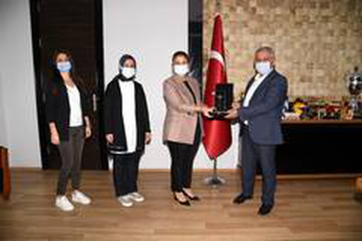 Tarihi Kentler Birliği\'nden Afyonkarahisar Belediyesi\'ne \'Süreklilik Ödülü\'