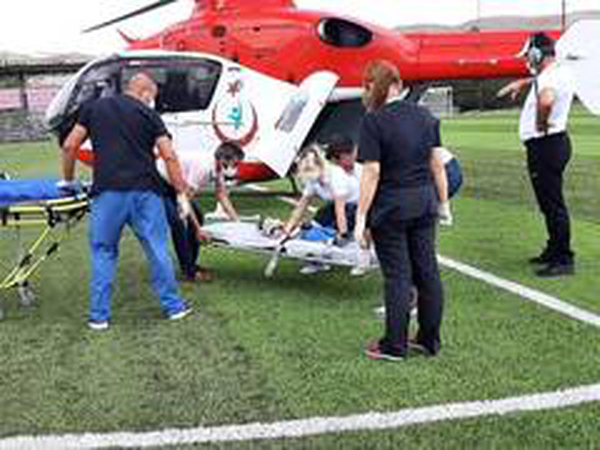 Bisikletten düşen bebeğin yardımına ambulans helikopter yetişti