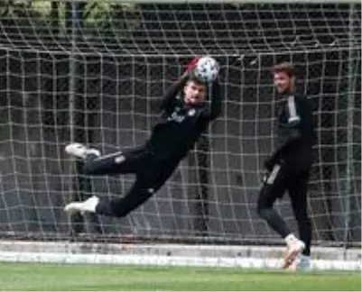 Besiktas In Kalecisi Ersin Destanoglu Yeni Sezondan Umutlu Aciklamasi Son Dakika Spor