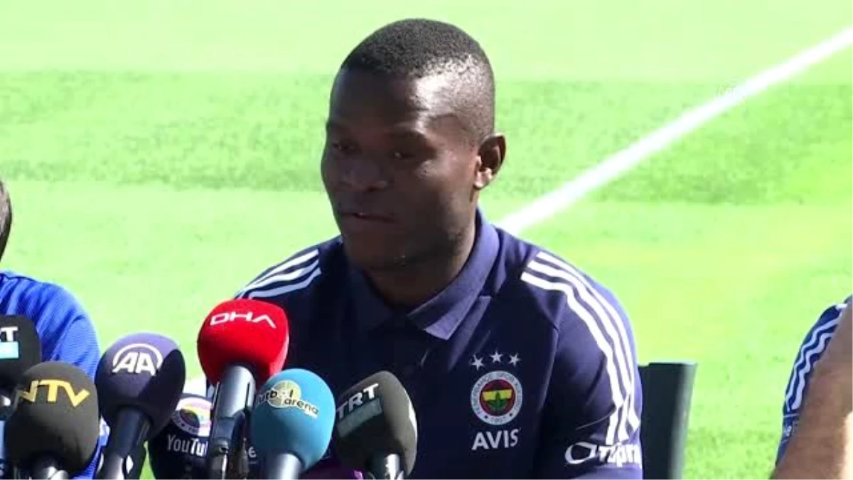 Fenerbahçe\'nin yeni transferi Samatta: "Burada olmak her oyuncunun hayalidir" (1)