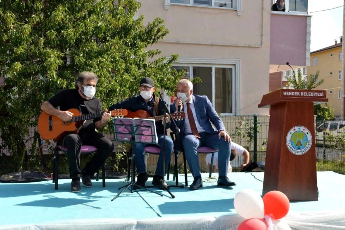 Hendek\'te korona virüs tedbirleri kapsamında yaşlılar günü organizasyonu