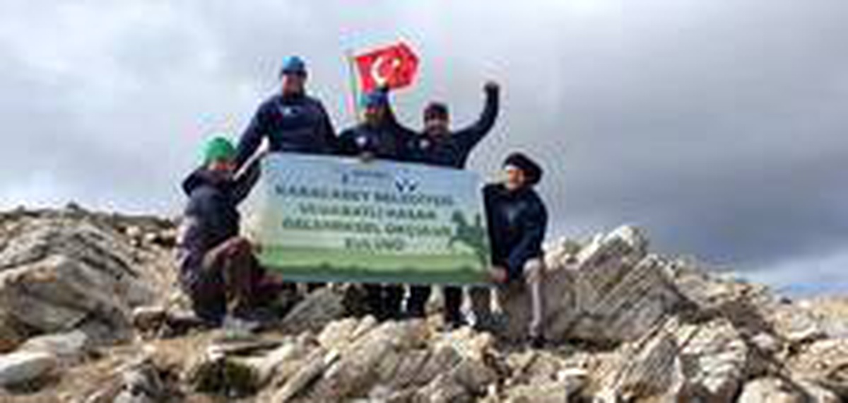 Karacabey Belediyespor zirvede ok uçurdu