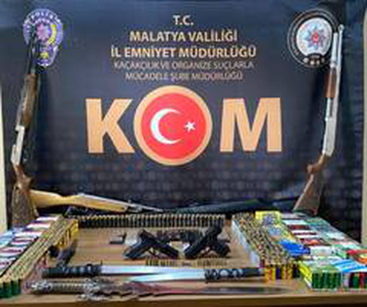Malatya\'da gümrük kaçağı 9 cep telefonu ele geçirildi