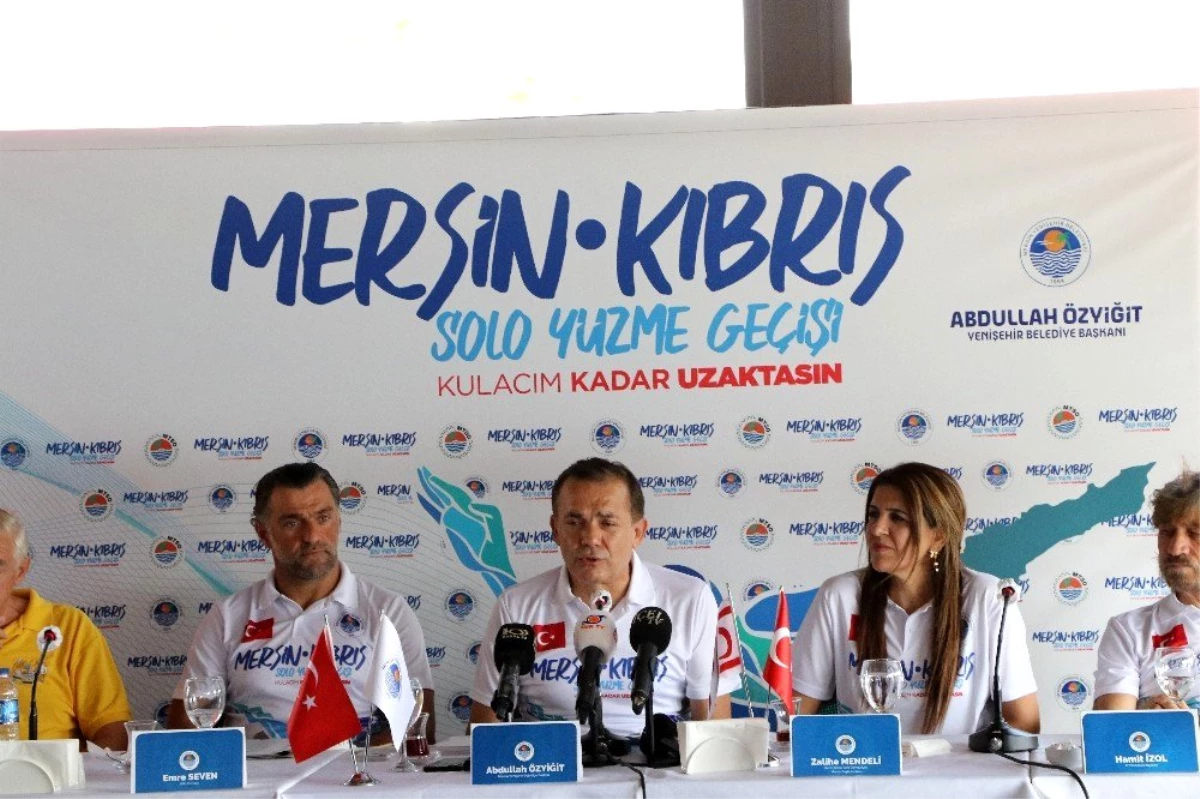 Milli yüzücü Emre Seven, Mersin'den KKTC'ye yüzecek