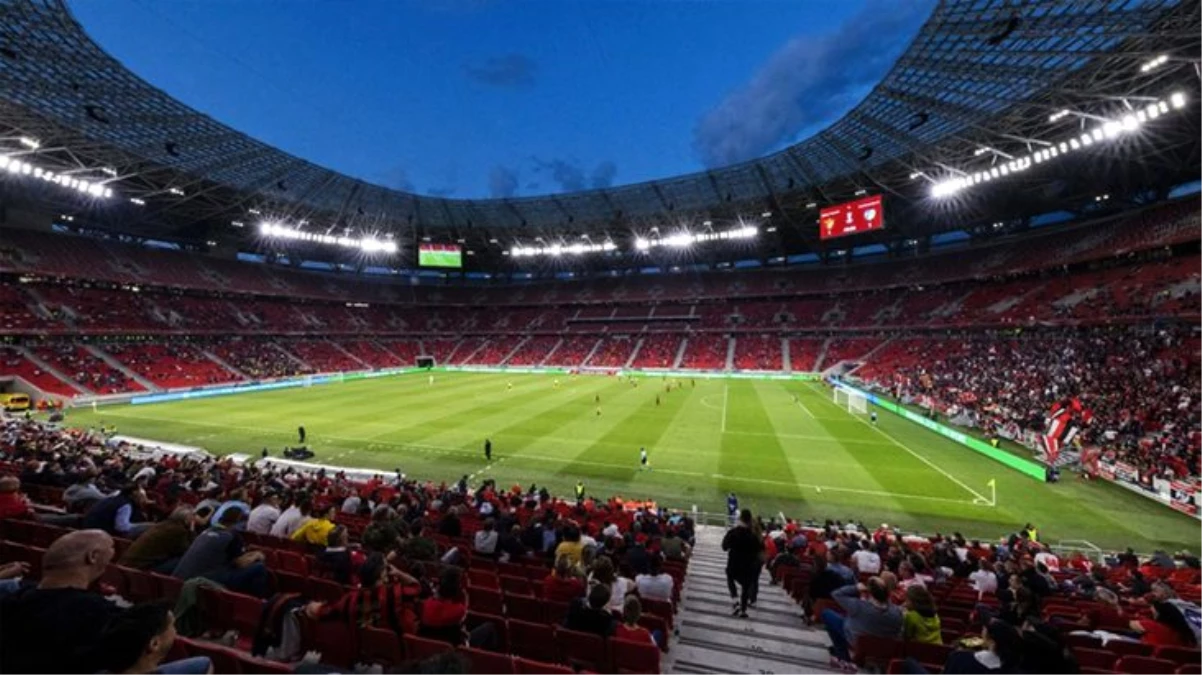 UEFA organizyonlarında maçlara seyirci alınacak