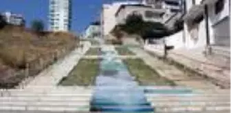 200 basamaklı merdivende molalı çıkış