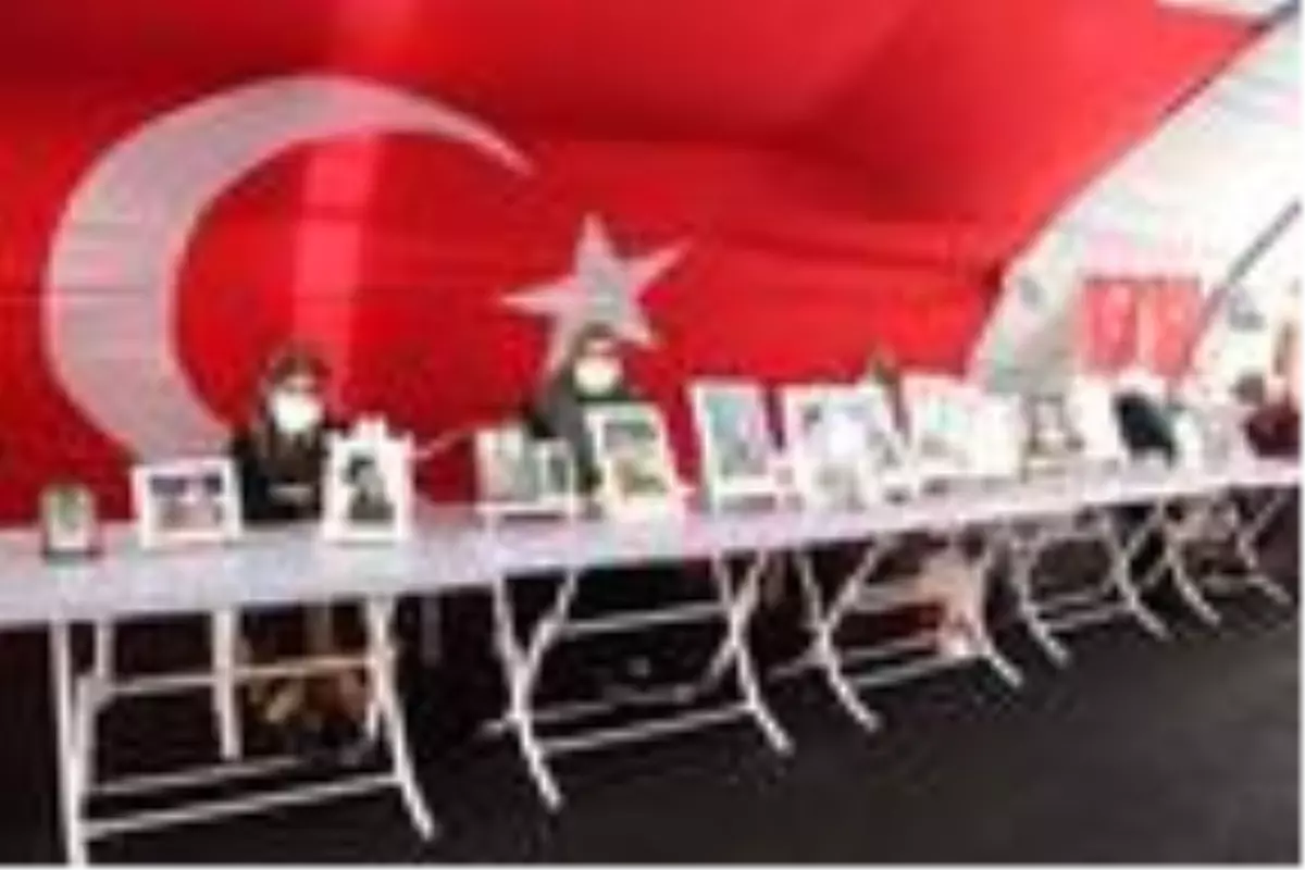 HDP önündeki eylemde 396\'nci gün