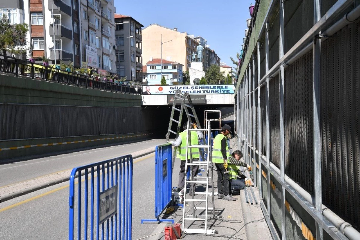 Isparta\'da altgeçit yeni yüzüne kavuşuyor