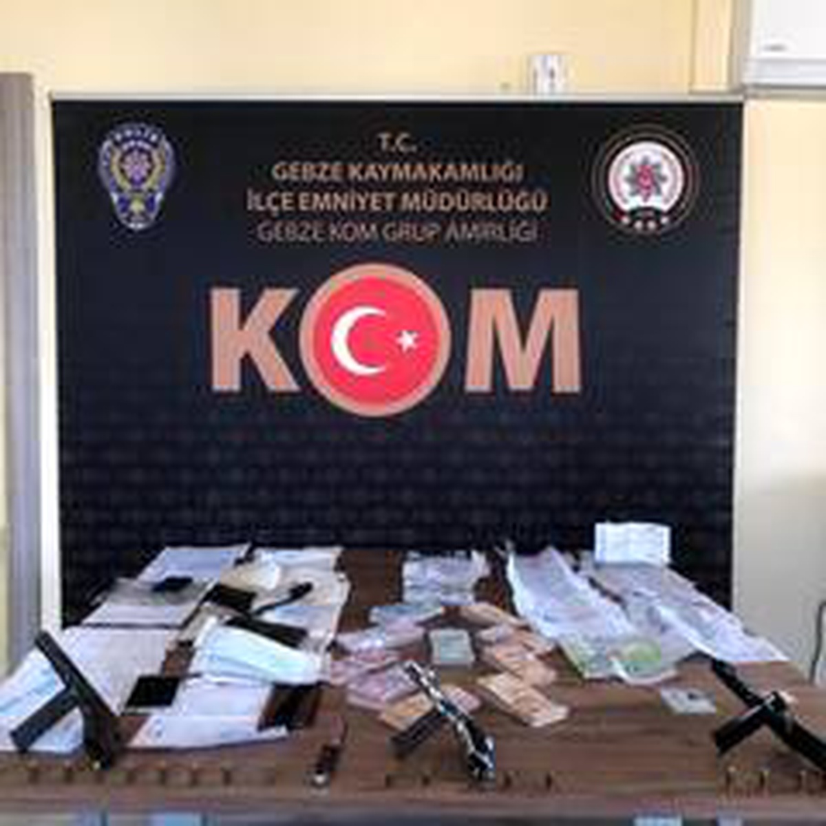 Kocaeli\'de tefecilikten 8 kişi tutuklandı