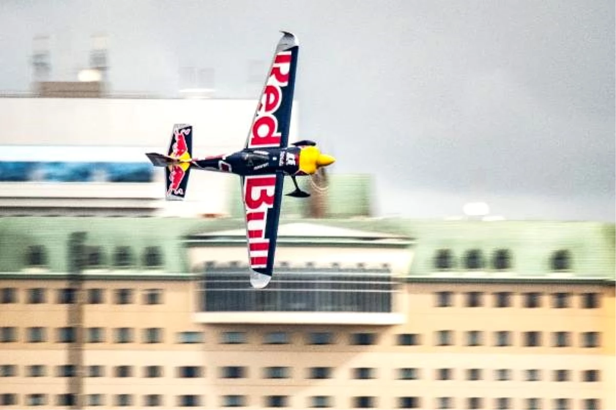 Red Bull Sky Tour benzersiz şovlara imza attı