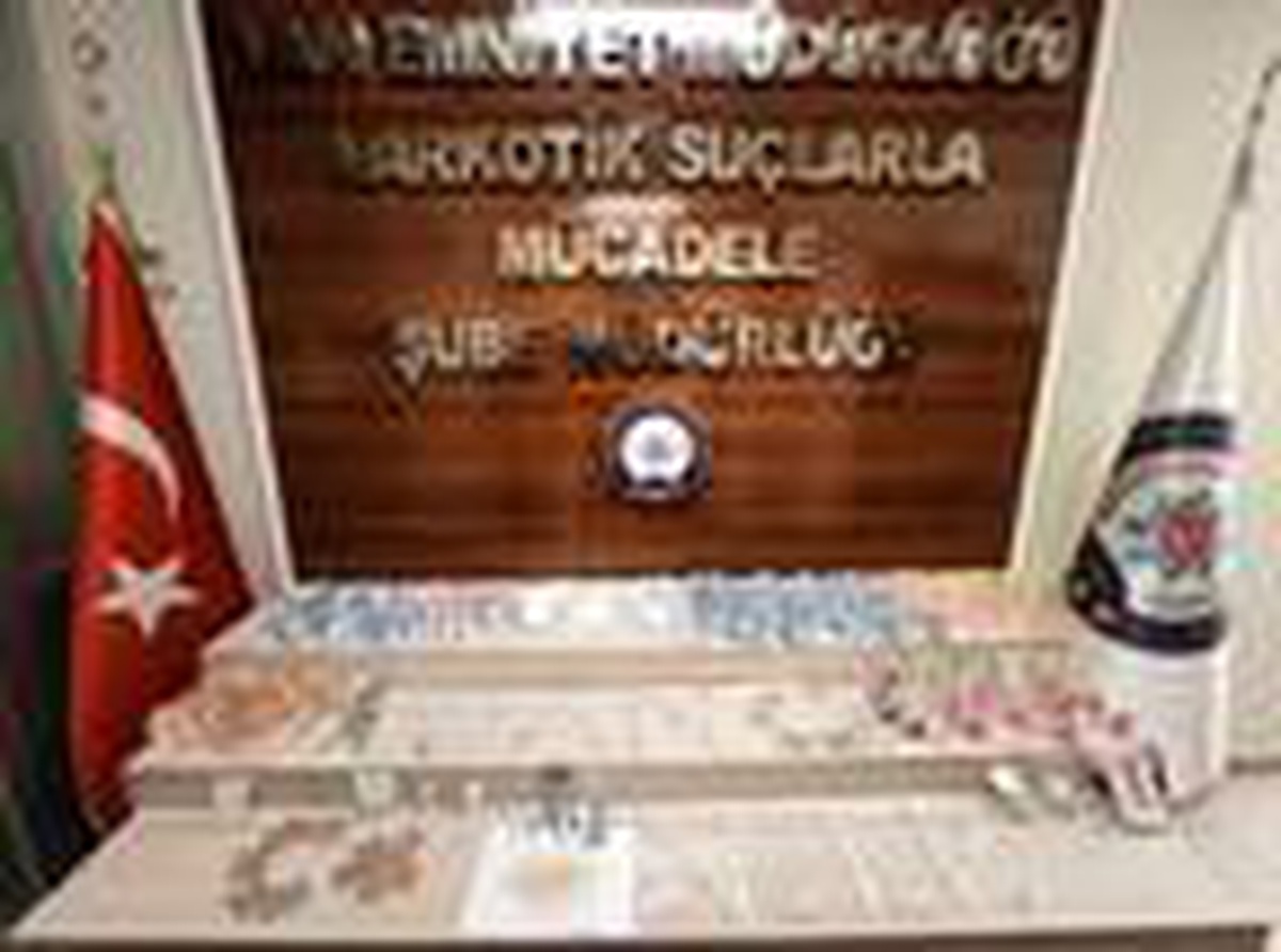 Van\'da 3 uyuşturucu satıcısı tutuklandı