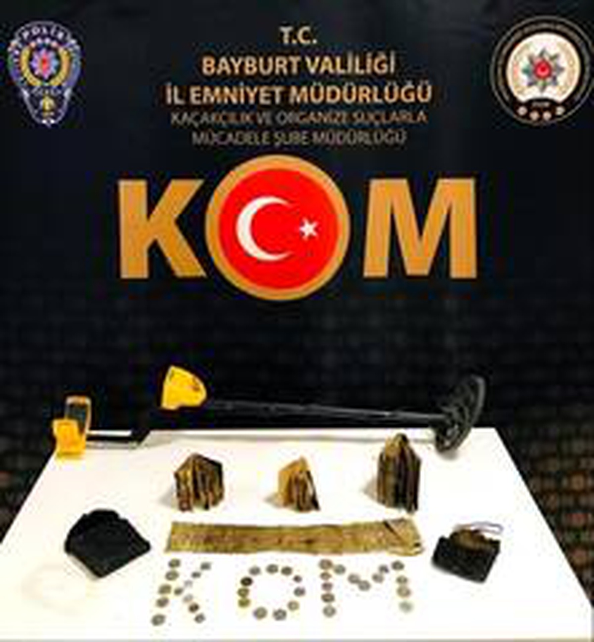 Bayburt\'ta tarihi eser kaçakçılığı operasyonunda 3 şüpheli yakalandı