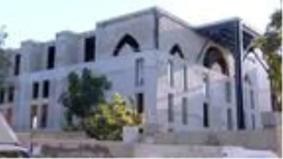 Cumhuriyet tarihinin ilk Süryani Kilisesi\'nin inşaatında son durum