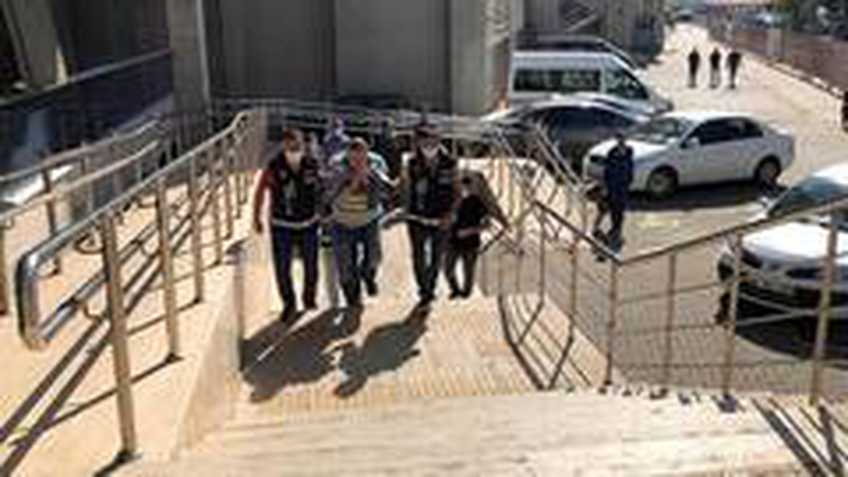 FETÖ firarisi Yunanistan\'a kaçmaya çalışırken yakalandı