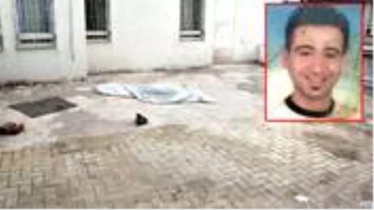 "Gelmezsen atlarım" dedi! Kendini çatıdan boşluğa bırakan genç, feci şekilde can verdi