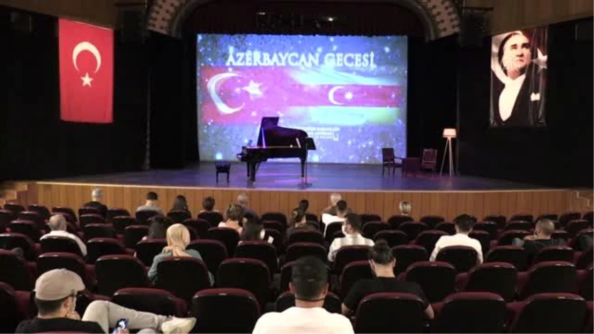 Mersin Devlet Opera ve Balesi "Azerbaycan Gecesi" konseri verdi