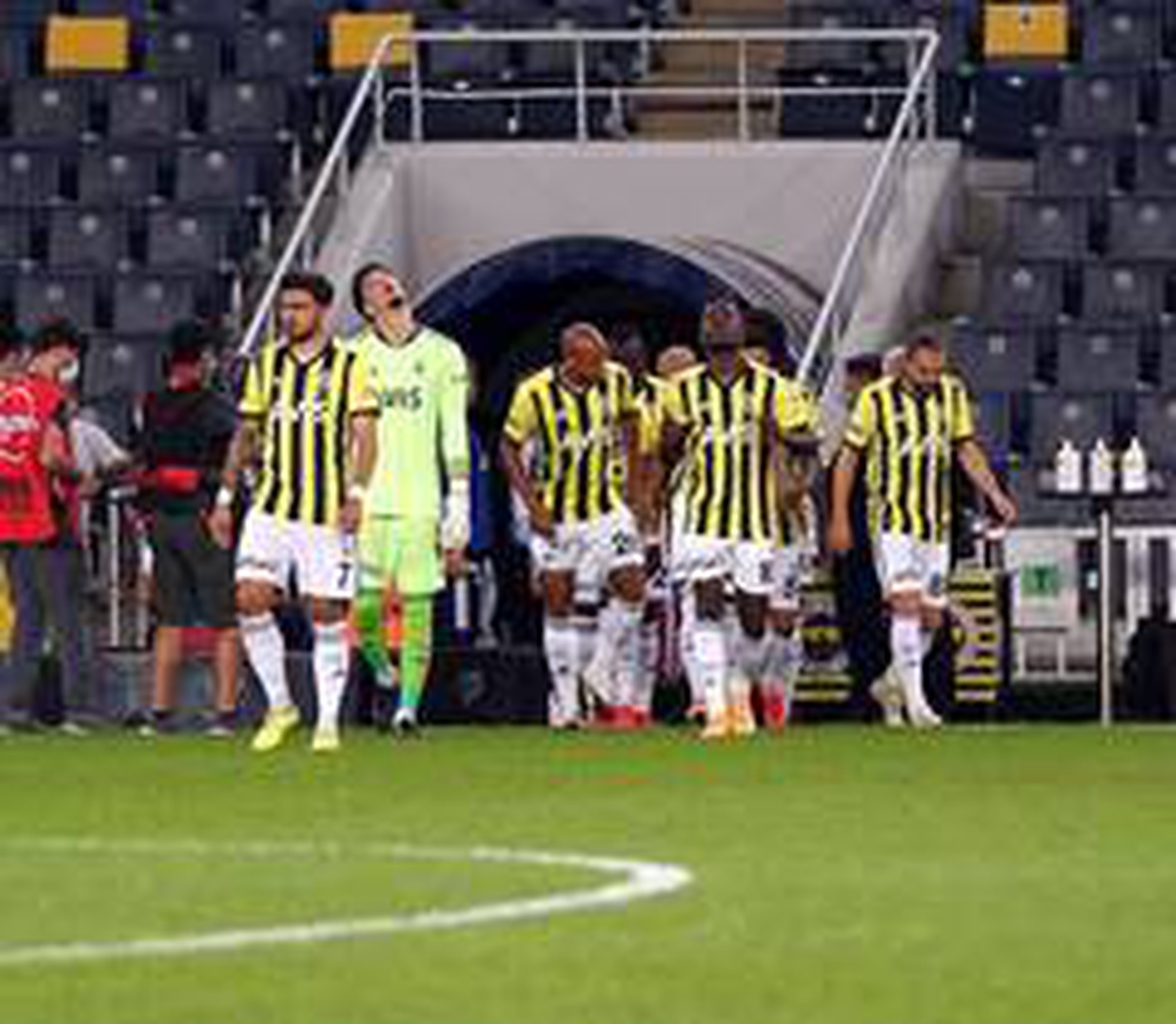 Süper Lig: Fenerbahçe: 0 - Fatih Karagümrük: 0 (Maç devam ediyor)