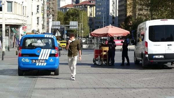 İBB, Taksim'de sembol olan simit tezgahlarını kaldırıyor - Son Dakika Ekonomi