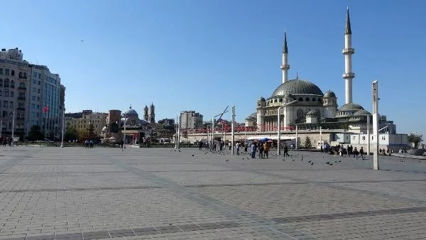 İBB, Taksim'de sembol olan simit tezgahlarını kaldırıyor - Son Dakika Ekonomi