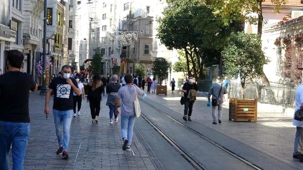 İBB, Taksim'de sembol olan simit tezgahlarını kaldırıyor - Son Dakika Ekonomi