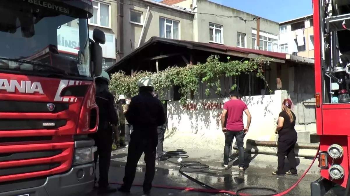 Son dakika haberi Ataşehir’de korkutan ev yangını Son Dakika