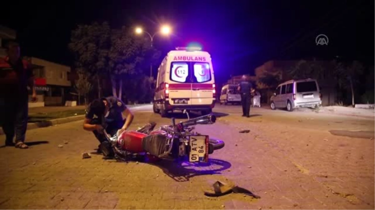 İnşaat molozlarına çarpan motosiklet sürücüsü yaralandı