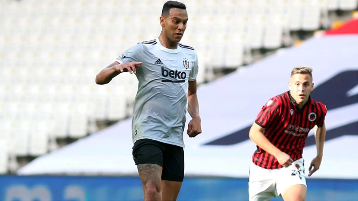 Josef de Souza\'nın ilk maçtaki performansı, Beşiktaş taraftarından büyük övgü aldı